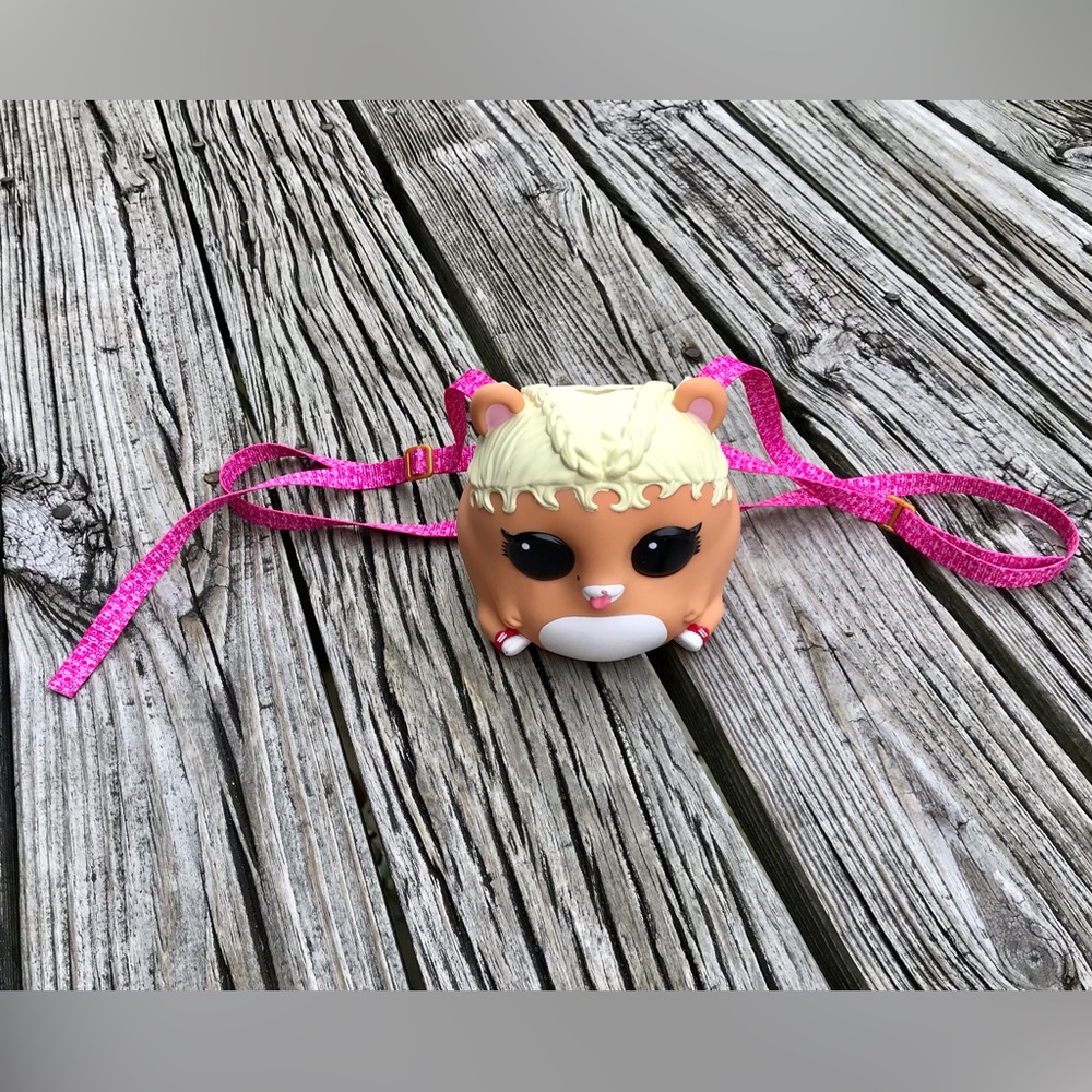 MGA LOL Surprise Toy Hamster Bank Carry Along Mini Backpack Animal